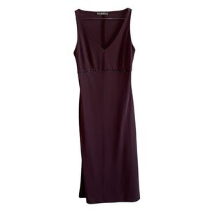 Elegant Sleeveless Sheath Dress